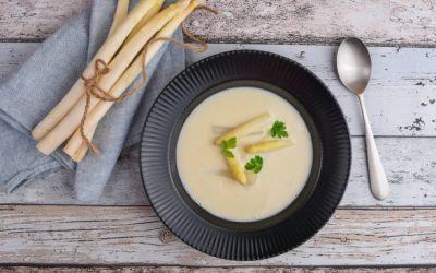Comment préparer une soupe d’asperges blanches onctueuse ?