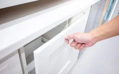 Quel est le prix pour garder les caissons et changer les portes de cuisine ?
