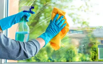 Comment fabriquer un nettoyant pour vitres maison efficace ?